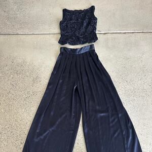 Carmen Marc Valvo Women’s 8 Pant Set Navy Silky 2 Piece Evening Wide Leg Pants